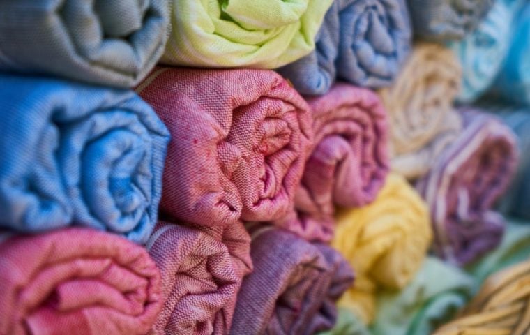 Grille des salaires des textiles artificiels et synthétiques en 2024